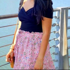 Floral Midi Skirt. Medium